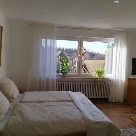 Moderne Ferienwohnung Mit Privatem Eingang - Rosa Kalletal Exterior foto