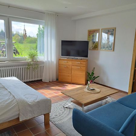 Moderne Ferienwohnung Mit Privatem Eingang - Rosa Kalletal Exterior foto